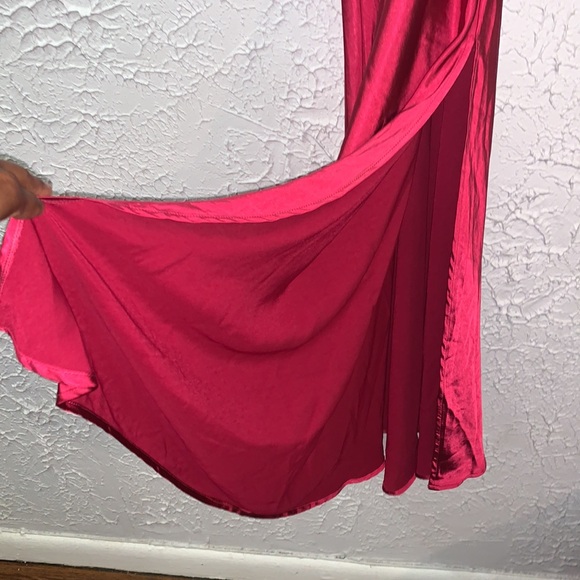 Petal and Pup Dress NWT Flawed Ricki Maxi Ruby Wine Small Satin Butterfly Sleeve - Picture 6 of 17